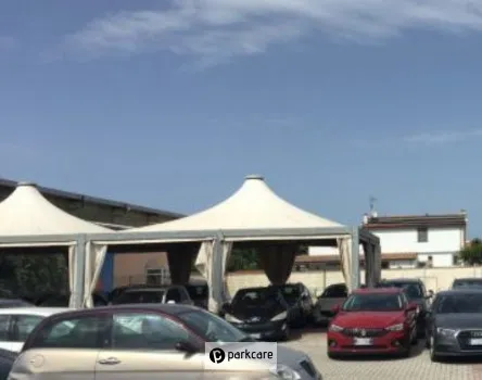 Tomass Parking Fiumicino foto 3