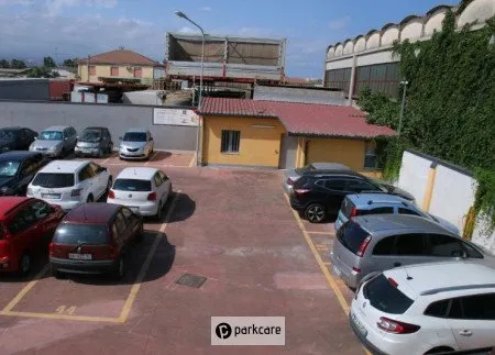 Etna Parking foto 2