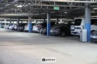 Parcheggio P2 Business Aeroporto Bologna foto 1